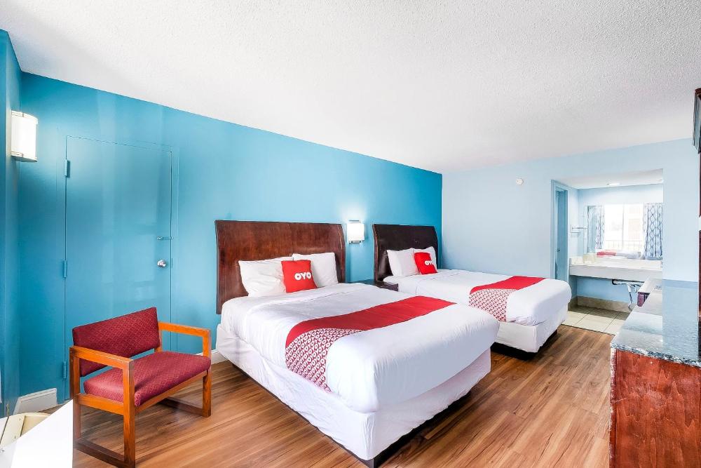 Queen Room with Two Queen Beds interior
